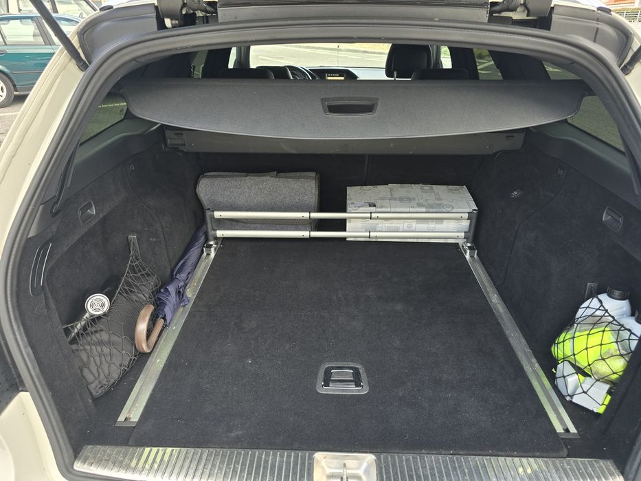 Vendo Carrinha Mercedes-Benz E250 CDI Kit AMG