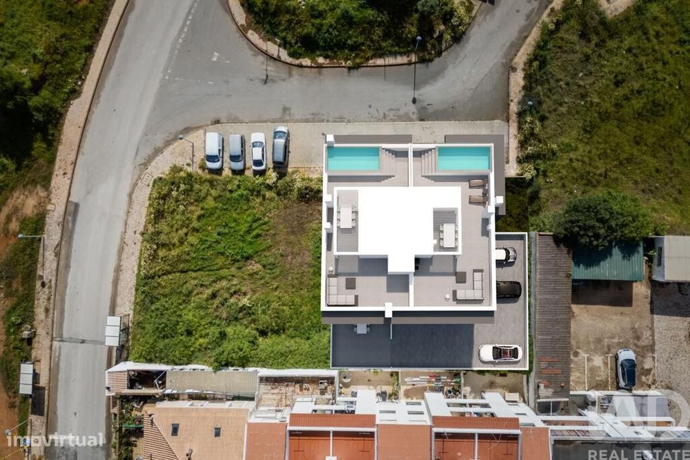 Apartamento T3 em Mexilhoeira Grande de 118,00 m2