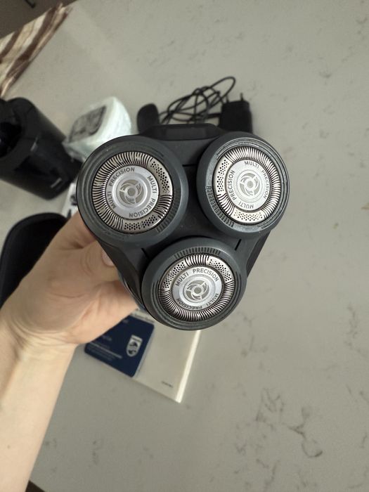 Бритва Philips. Нова