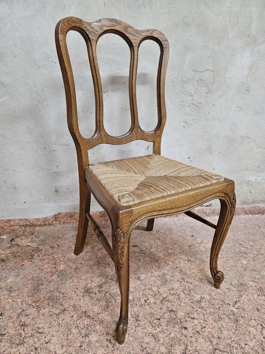 Ładne krzesła ludwikowskie 4 sztuki /