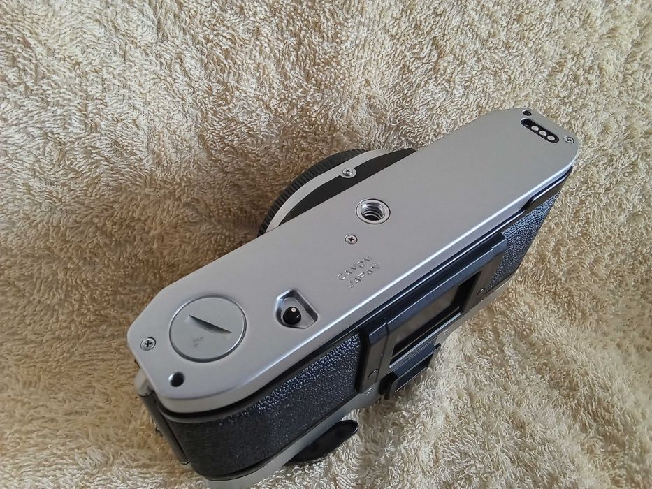 Canon AE-1 program body новий