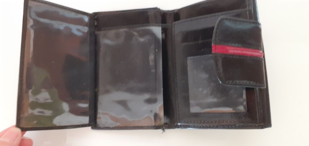 Carteira senhora em pele