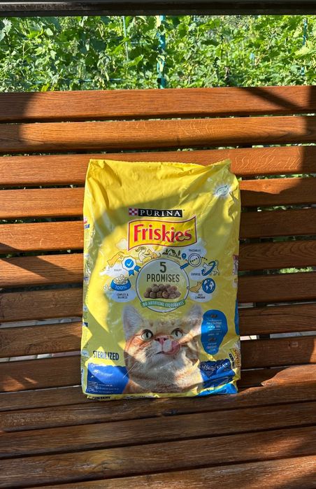 Продам сухий корм для котів ( розсип  на кг)