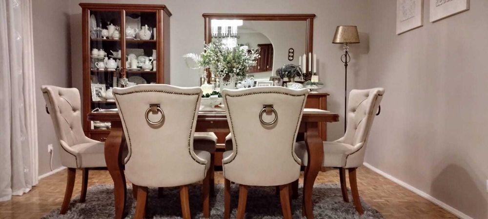 Zestaw mebli do salonu  stół + 6 krzeseł Producent nowy elegancki