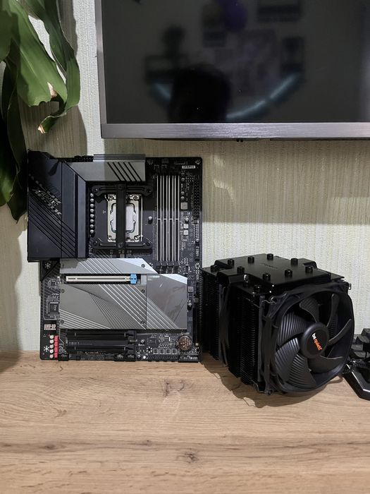 РОЗСТРОЧКА ВІД МОНО НА 3 МІСЯЦІ! intel Core i7 12700KF, Aorus Elite AX Z690 DDR5 Ready, Be Quiet топовий ігровий комплект!