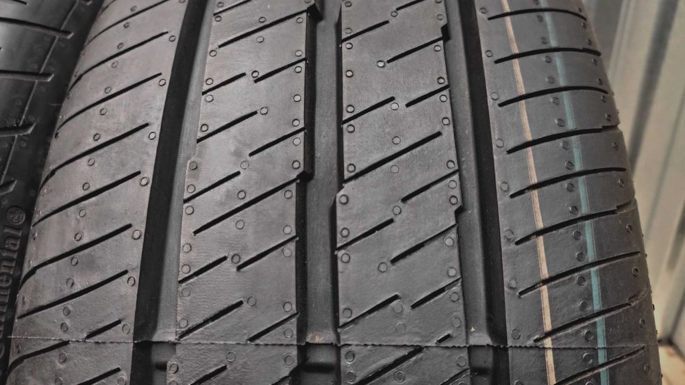 Шини 225/65R16C Continental .  Michelin с