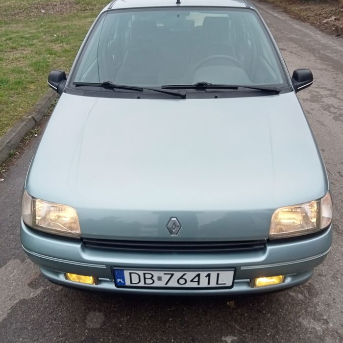 Renault Clio l Auto Roku! kolekcjonerski egzemplarz w 100 % kompletny ...