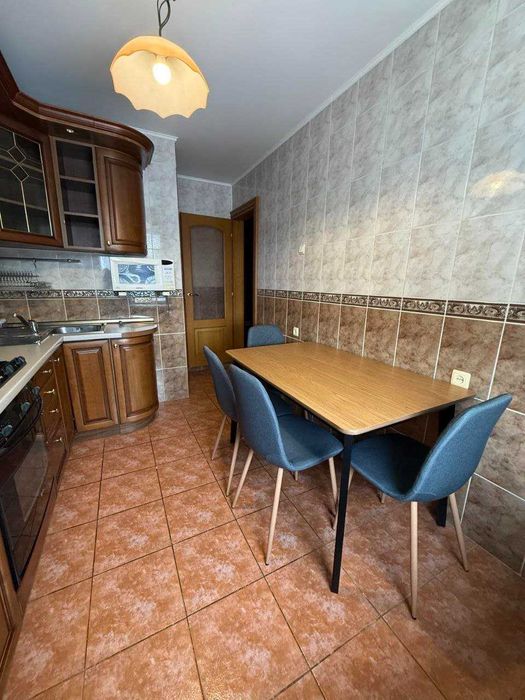 оренда 3 кімнатної квартири в районі центрального ринку