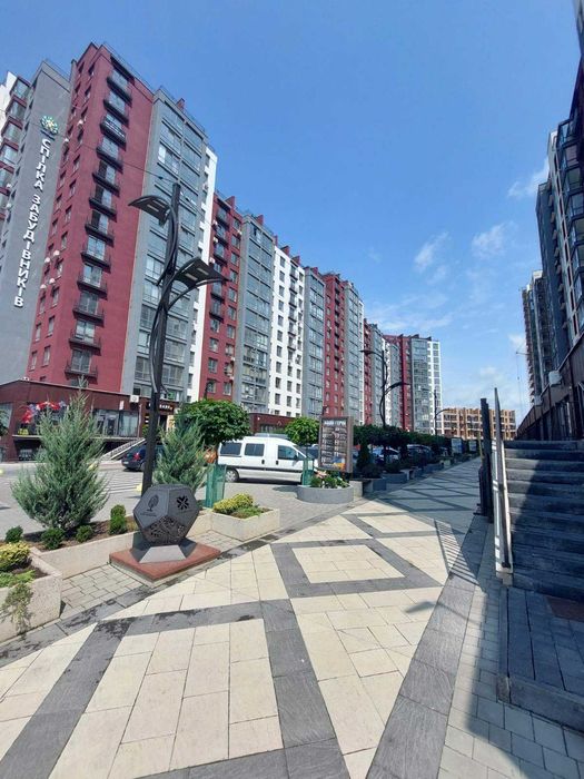 Продаж 2кім.квартири по вигідній ціні в центрі міста ЖК Княгинин