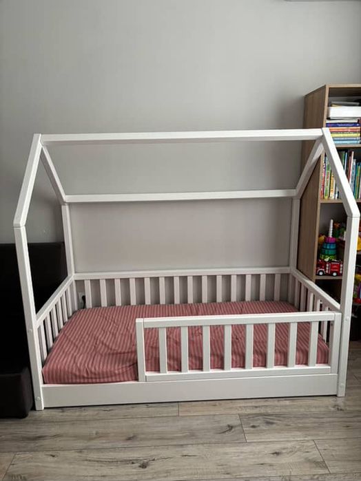 Ліжечко кровать меблі в дитячу монтессорі домік будинок чердак горище