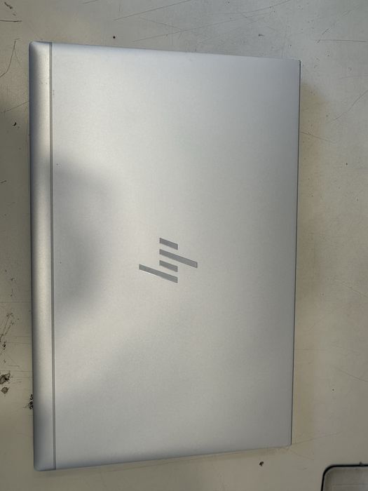 HP Elitebook 835 g8