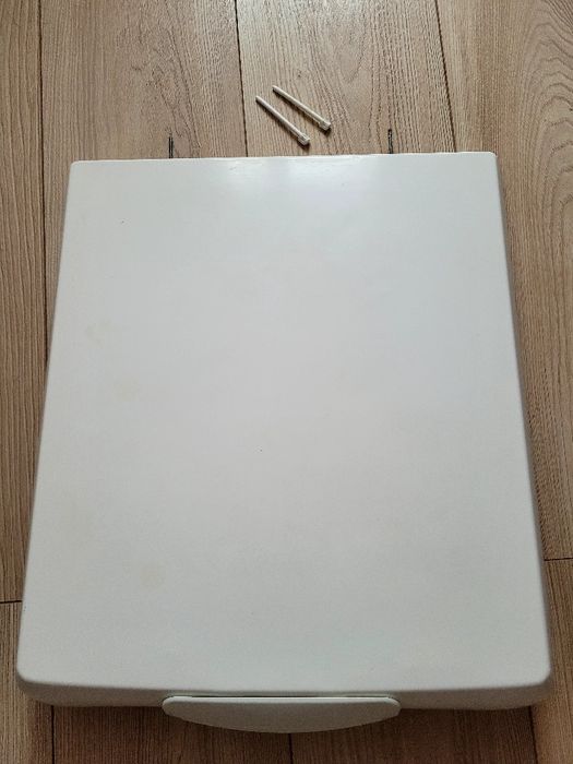 Продам крышку к стиральной машинке BOSCH