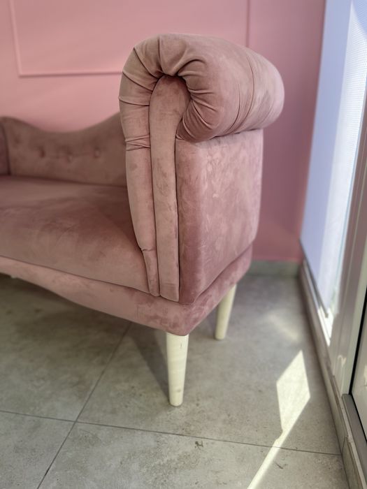 Кушетка в гарному стані