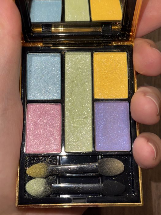 Yves Saint Laurent Paleta pięciu cieni do powiek Ombres 5 Lumieres
