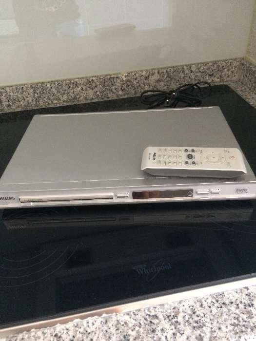 Leitor DVD Phillips 3040