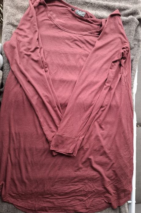 2. Zestaw ubrań damskich w rozmiarze 46