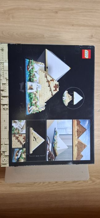 Caixa Lego 21058