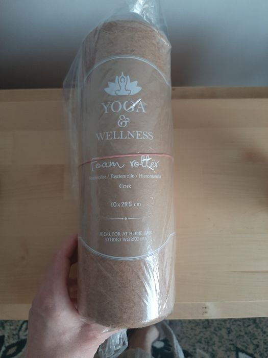 Nowy wałek korkowy roller masażer yoga