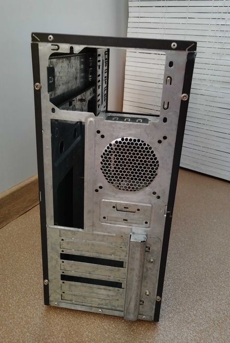 Корпус системного блока ПК