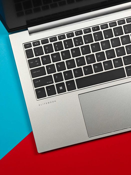 HP EliteBook 840 G10 | i5-1345U | 16GB | 1TB | WUXGA | Ładowarka