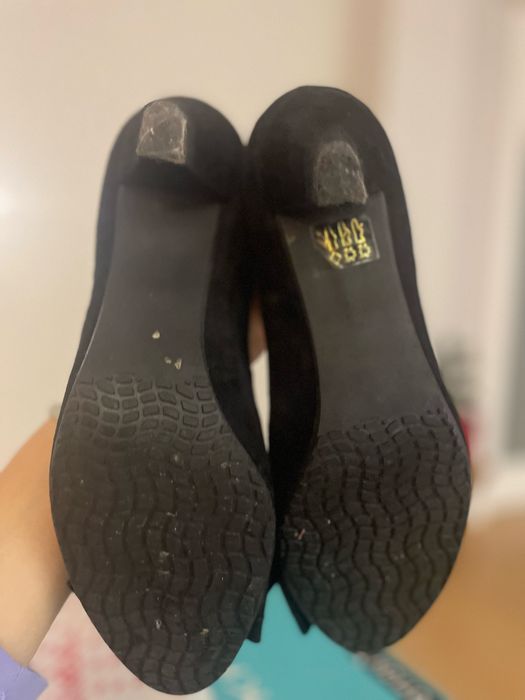 Sapatos camurça pretos