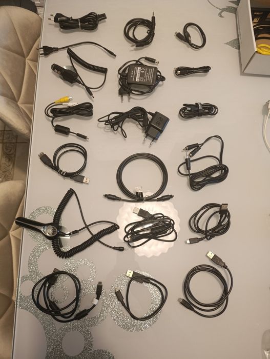 Kabel HDMI i inne