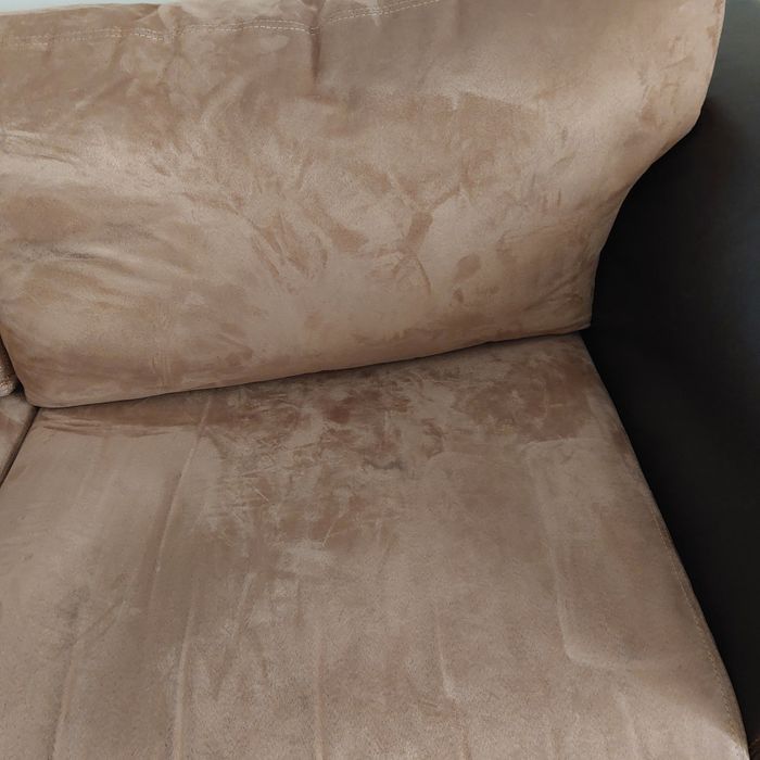 Sofá em pele e tecido