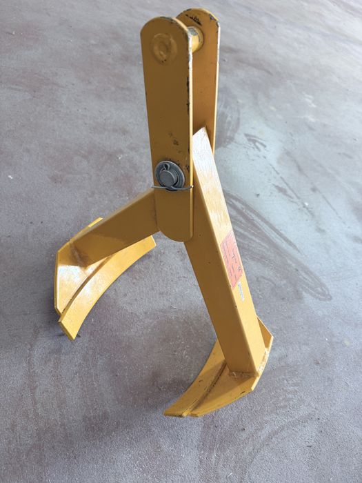 chwytak do beczek model DL 350