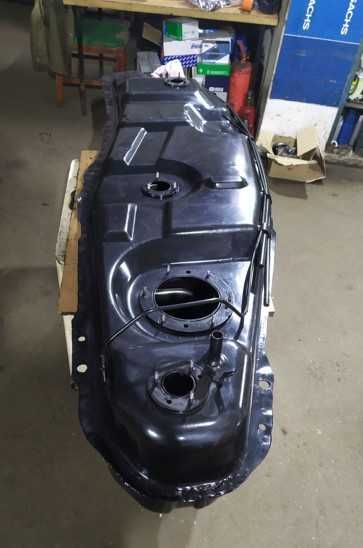 Топливный бак mitsubishi padjero iii 2.5tdi 0006 актуальна ціна  Б/У