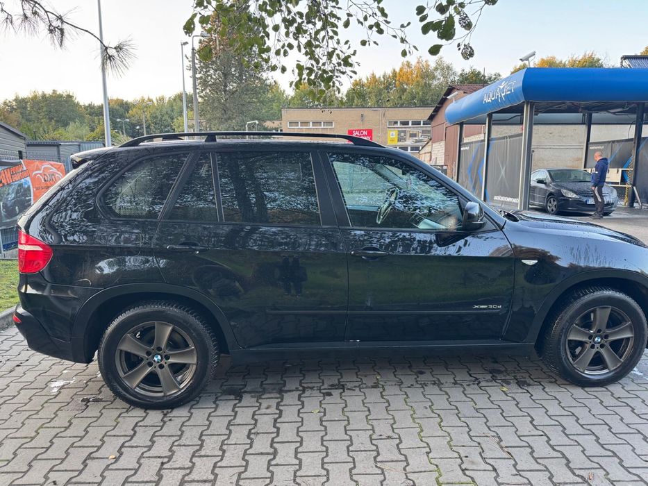 BMW X5 e70 polski salon