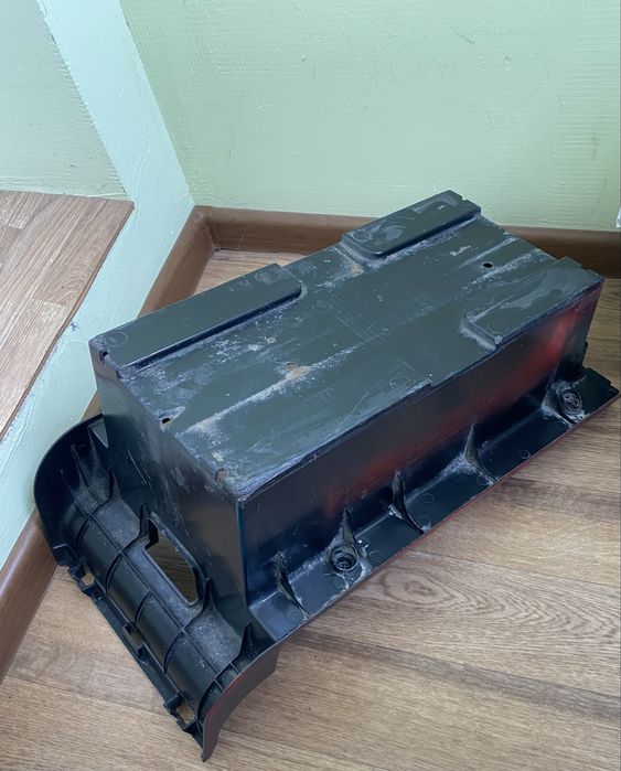 Продам піддон під акумулятор для електроскутера AIMA XIOMA U1S