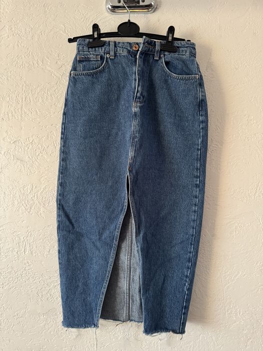 Жіноча джинсова спідниця