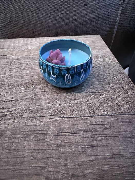 Vela Artesanal Aromática em Lata Signos / Zodíaco