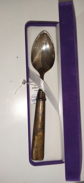 Чайная серебряная ложка