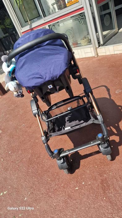 Carrinho de bebe trio!