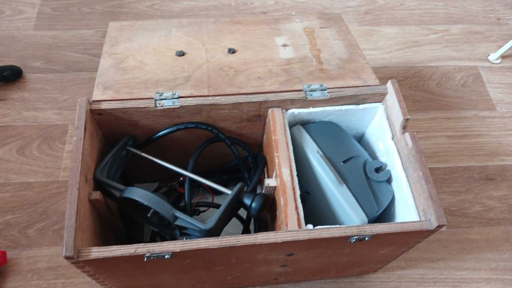 Эхолот Garmin fishfinder 400c