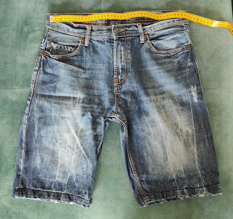 Чоловічі джинсові шорти Pull&Bear сині (EUR/40 MEX/31)