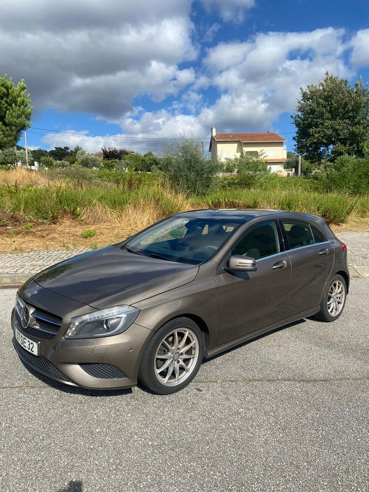 Mercedes-Benz A 220 CDI 4Matic 7G-DCT Urban
