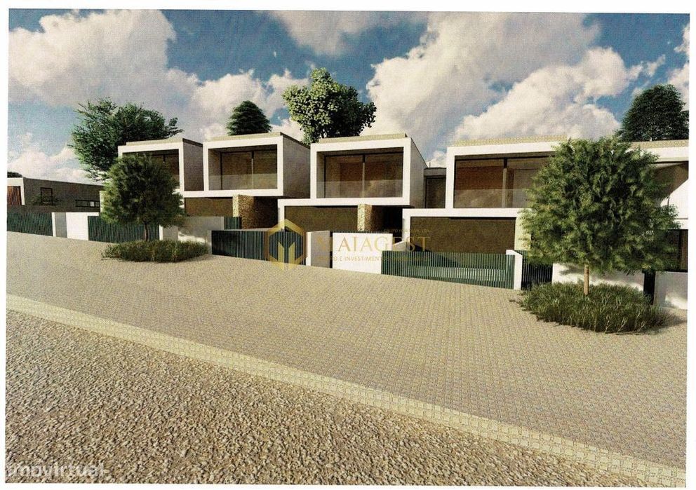 Terreno para construção de 5 moradias em banda