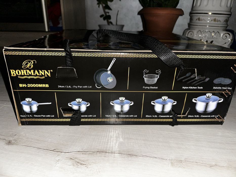 Кастрюлі з нержавіючої сталі