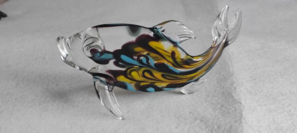 Kolorowa rybka ze szkła Murano
