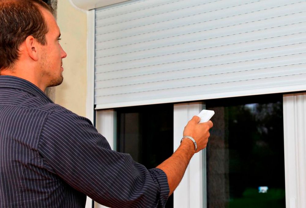 Fornecemos E aplicamos Estores