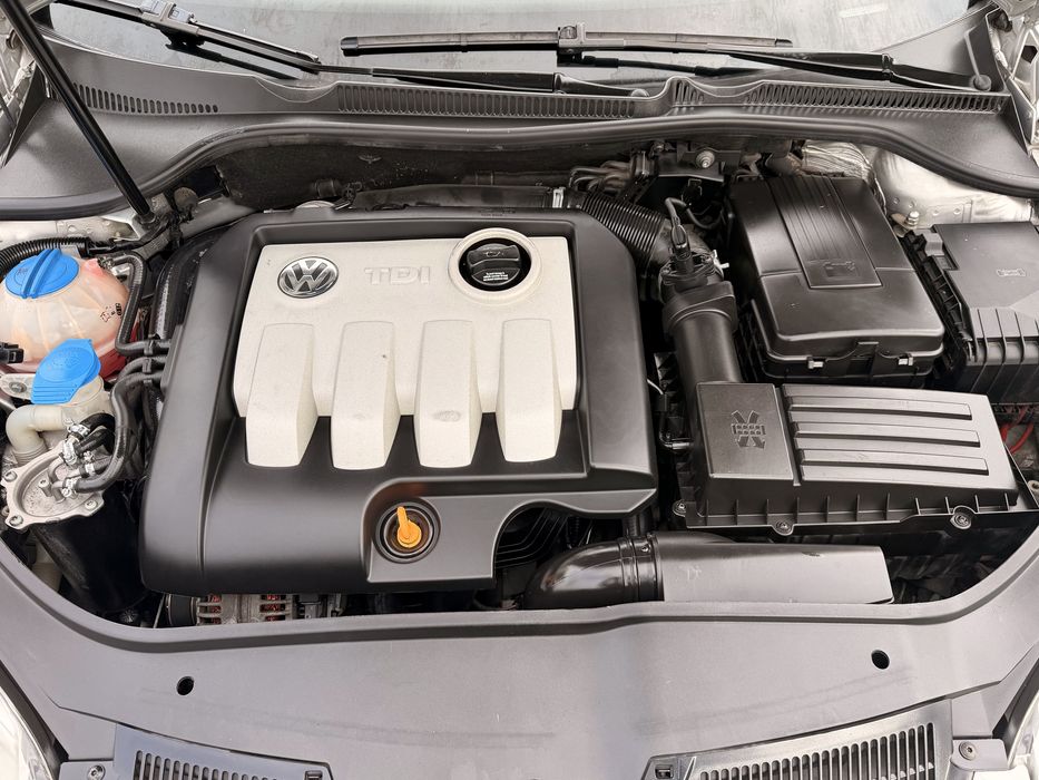 VOLKSWAGEN GOLF 1.9 TDI - 105 CV