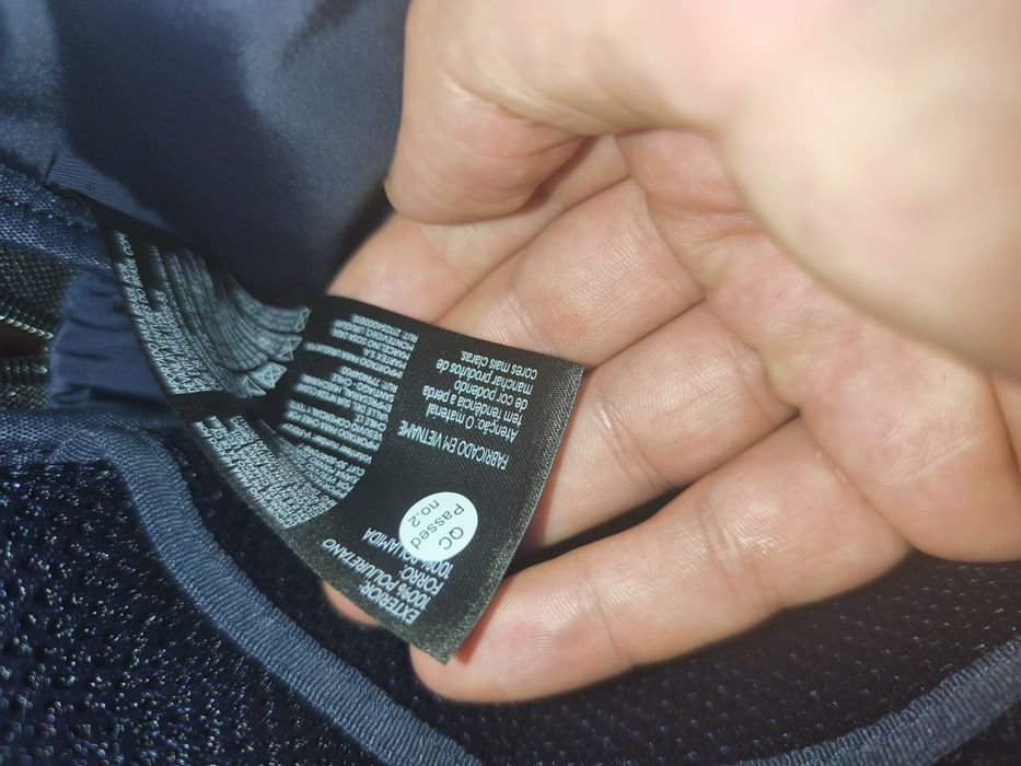 Lacoste Crossbody Bag Black .