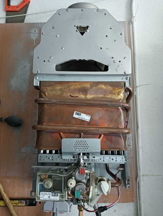 Esquentador Vulcano inteligente a pilhas 14 L