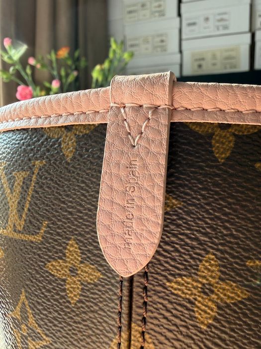 Torebka Louis Vuitton Neverfull MM Out