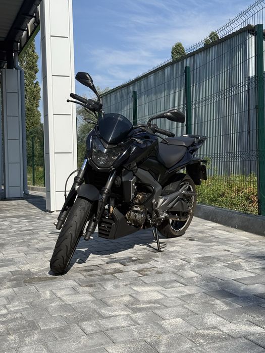 Bajaj Dominar 400 2017 року
