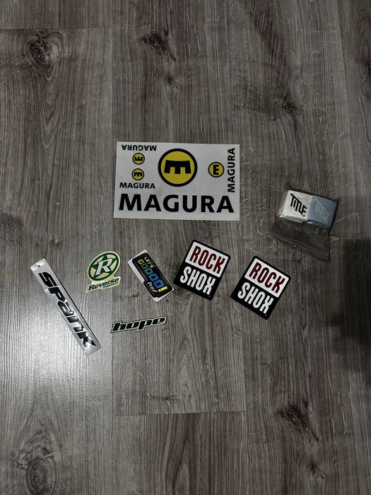 Sprzedam naklejki (title, hope, rockshox,spank,magura,prox,reverse)