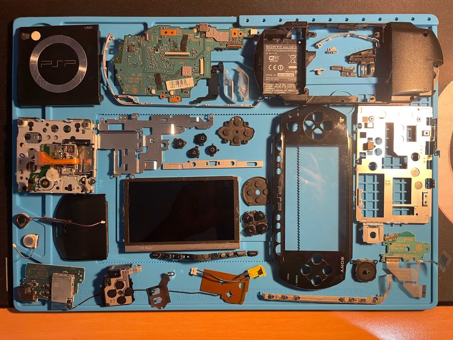 Sony PSP 1004 Black — Totalmente Revista, Limpa e Testada