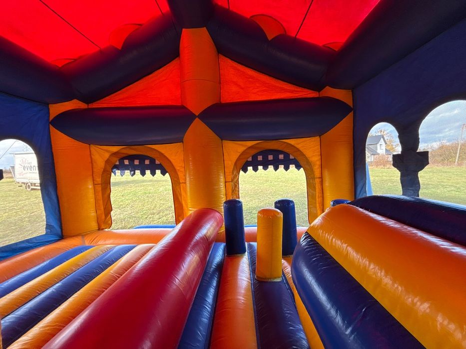 Dmuchaniec duży zamek Kinder Hotel VIV